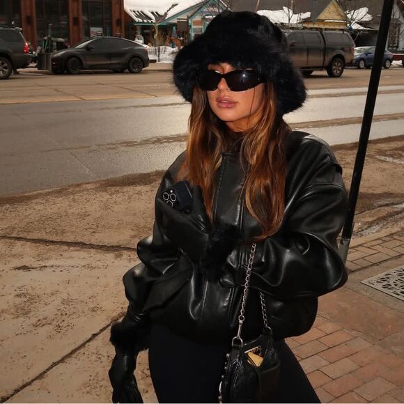Mink winter hat main image 5
